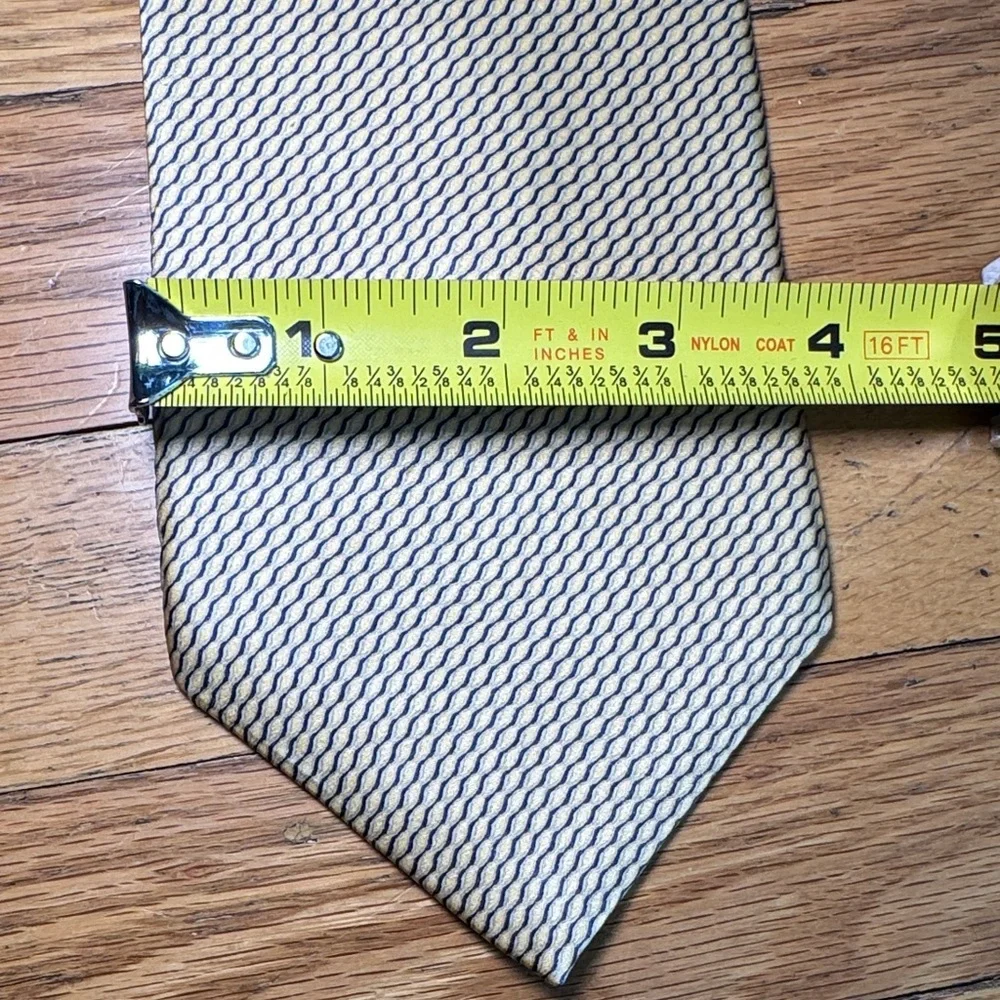 Graham & Lockwood Tan and Black Patterned Tie